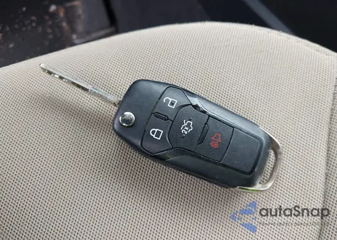 2022 Ford Explorer z USA, uszkodzony, nr VIN 1FMSK7BH8NGB30181